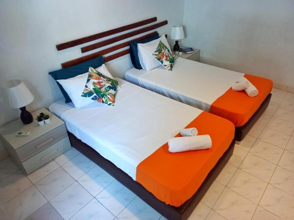 Hôtel Ocean Breeze Maldives à Thulusdhoo Extérieur photo